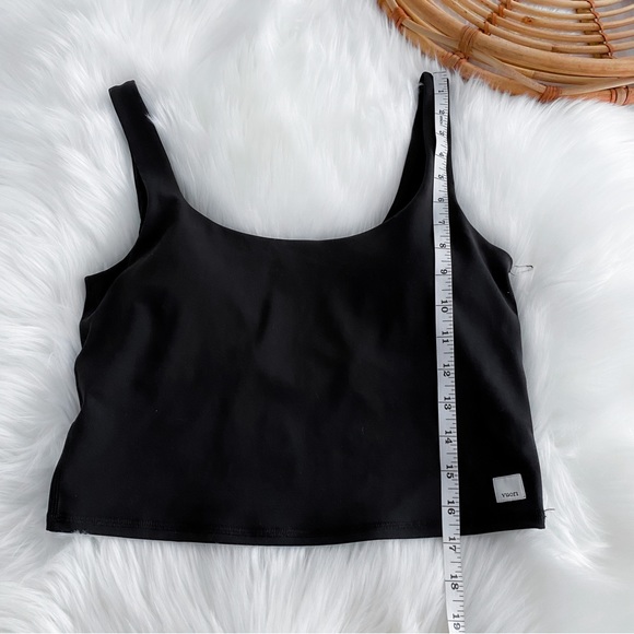NWOT Vuori Daily Crop Top Black - Picture 9 of 12